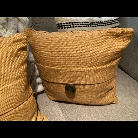 Set of 3 Pillows from Pier 1 in “New” condition - Picture 3 of 4